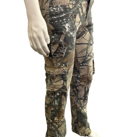 Vintage Camo Cargo Jeans - Picture 6 of 6